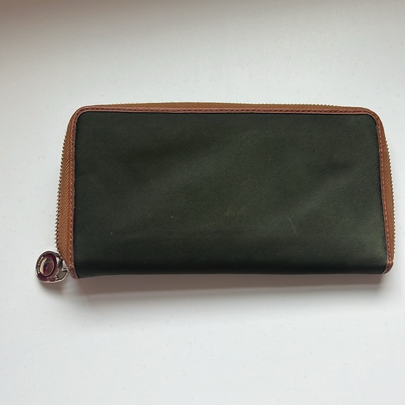 Michael Kors Ziparound Nylon Olive Green Wallet - Picture 5 of 8